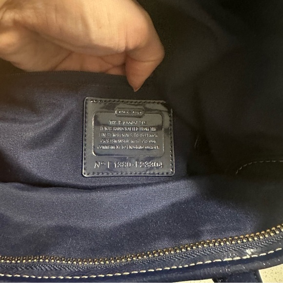 Coach side bag - Picture 6 of 9